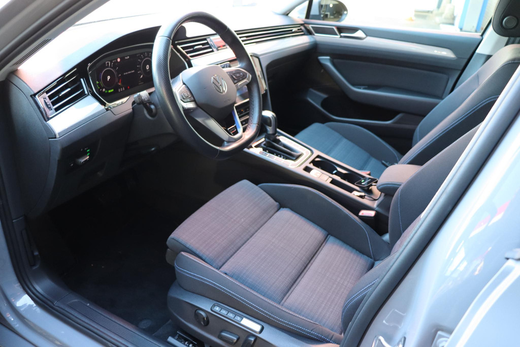 Volkswagen Passat (JLH60X) met abonnement
