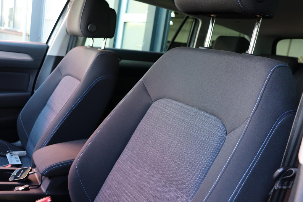 Volkswagen Passat (JLH60X) met abonnement
