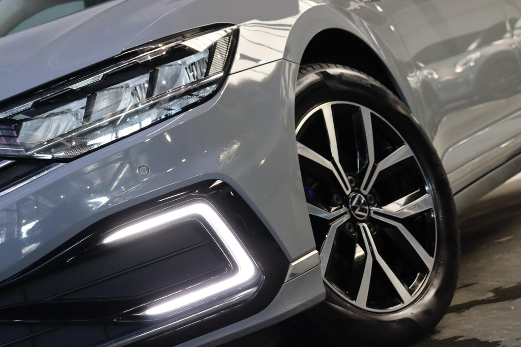 Volkswagen Passat (JLH60X) met abonnement