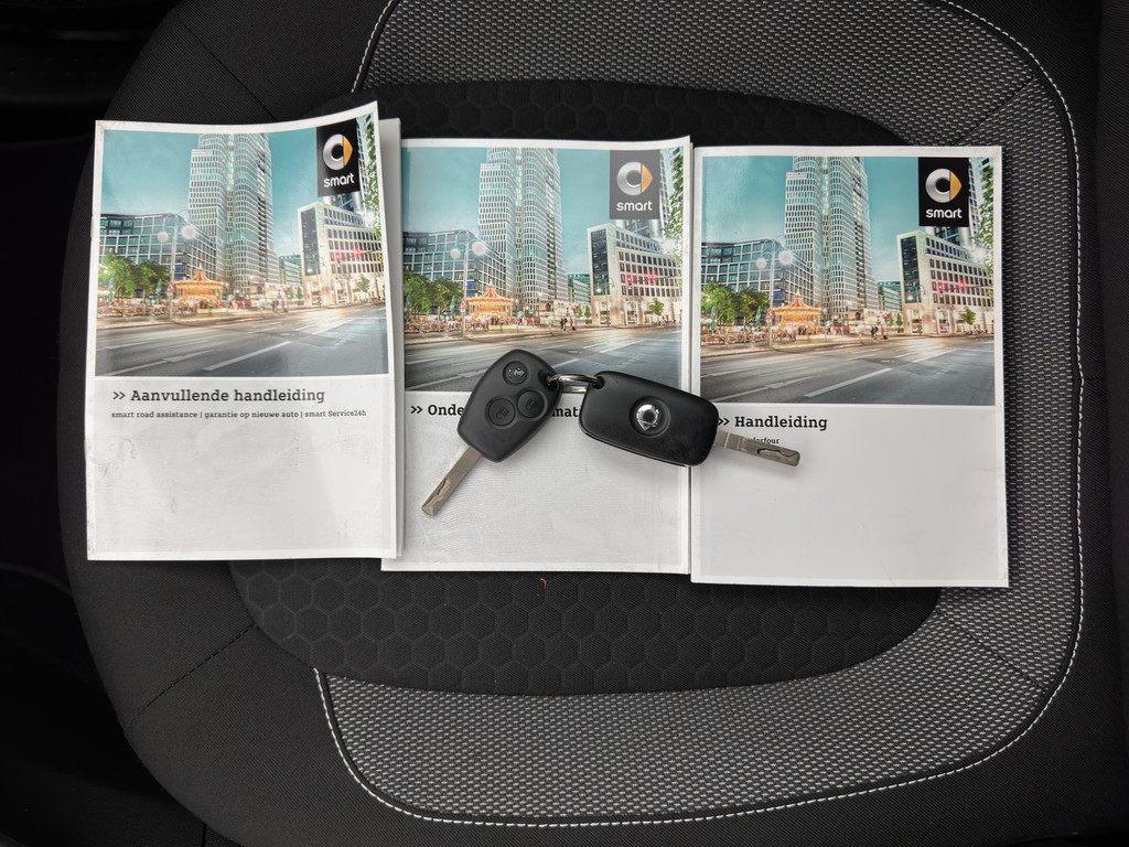 Smart Forfour (J776TR) met abonnement