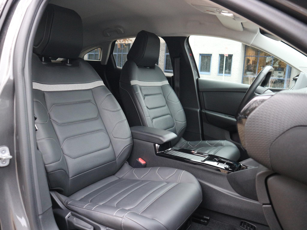 Citroën Ë-C4 (T313JD) met abonnement