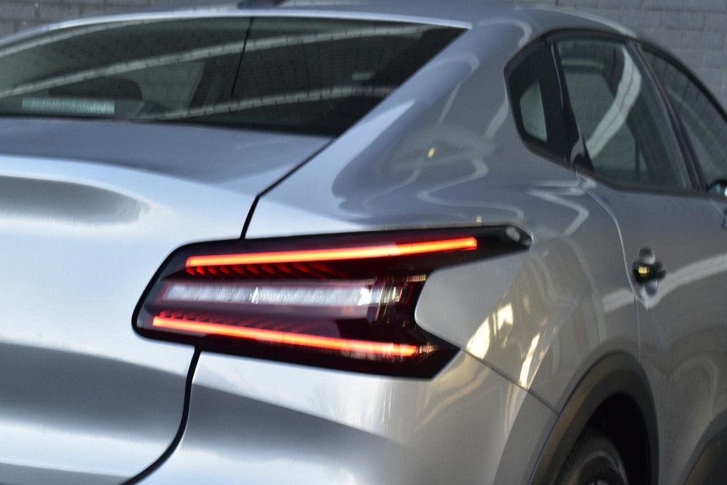 Citroën Ë-C4 (T400PG) met abonnement