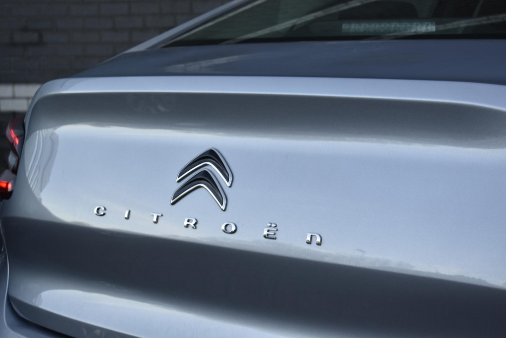 Citroën Ë-C4 (T400PG) met abonnement