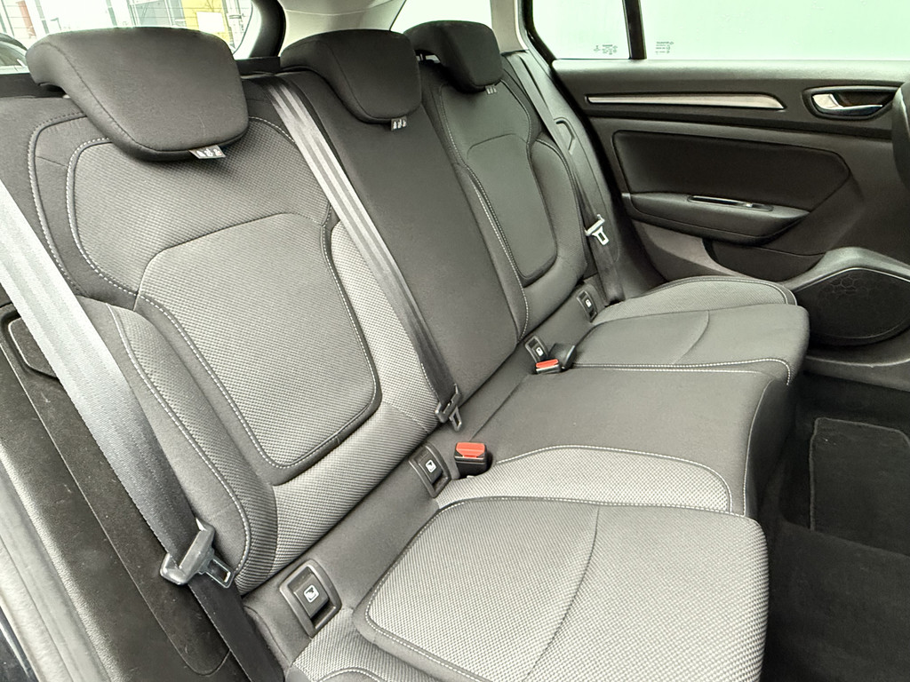 Renault MEGANE Estate (T306HB) met abonnement