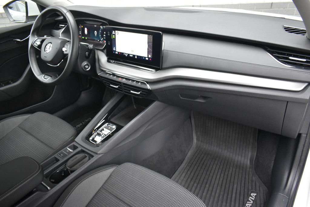 ŠKODA Octavia (JLH76X) met abonnement