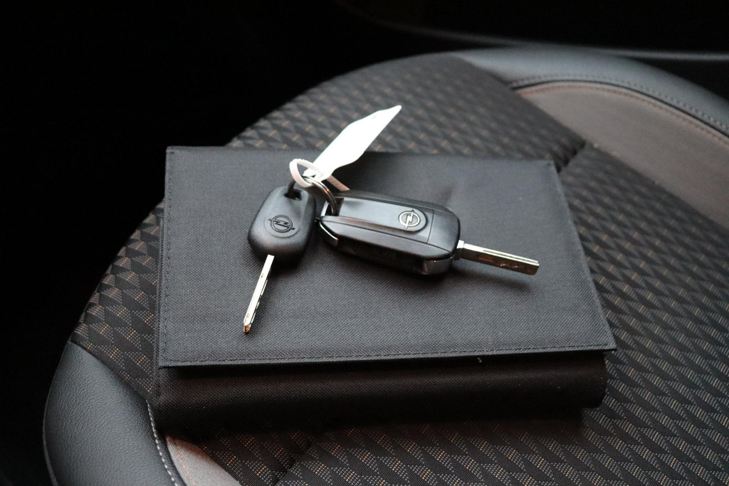 Opel Crossland X (J625SK) met abonnement