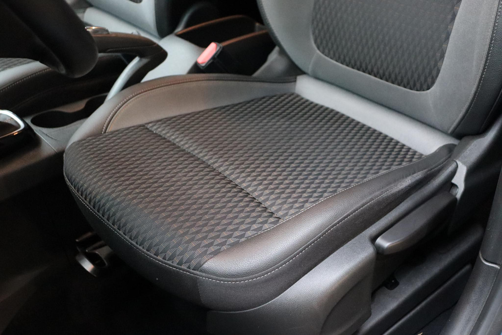 Opel Crossland X (J625SK) met abonnement