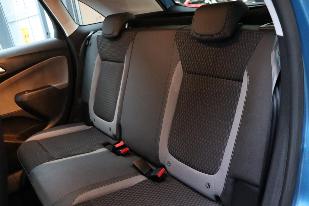 Opel Crossland X (J625SK) met abonnement