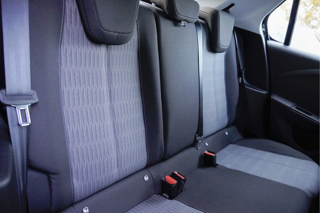 Opel Corsa (H595ZS) met abonnement