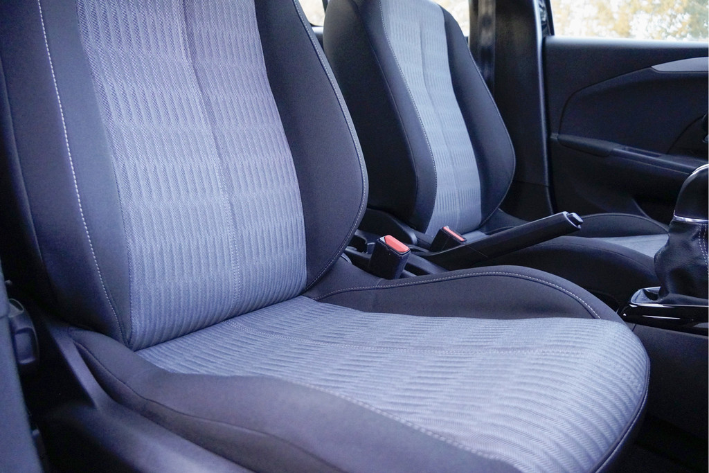 Opel Corsa (H595ZS) met abonnement