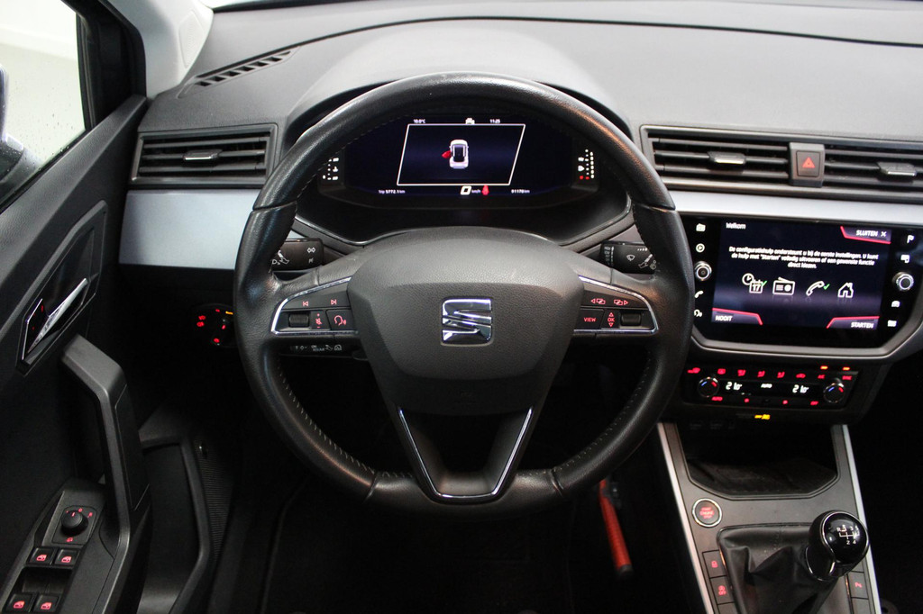 Seat Arona (J430FD) met abonnement