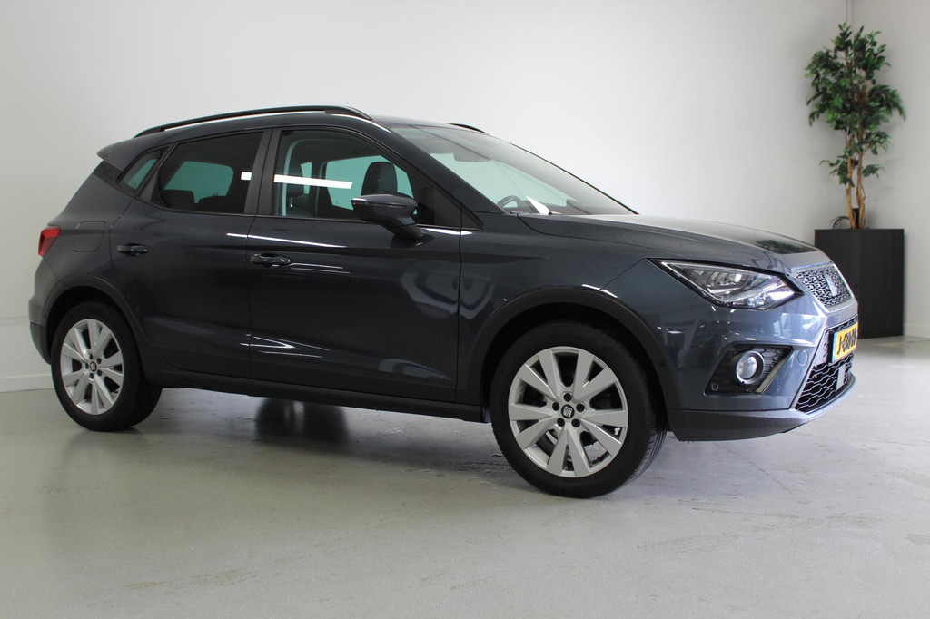 Seat Arona (J430FD) met abonnement