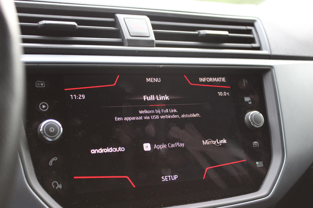 Seat Arona (J430FD) met abonnement