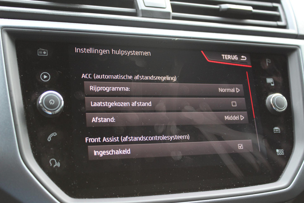 Seat Arona (J430FD) met abonnement