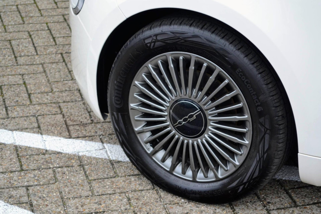 Fiat 500 (R008GK) met abonnement