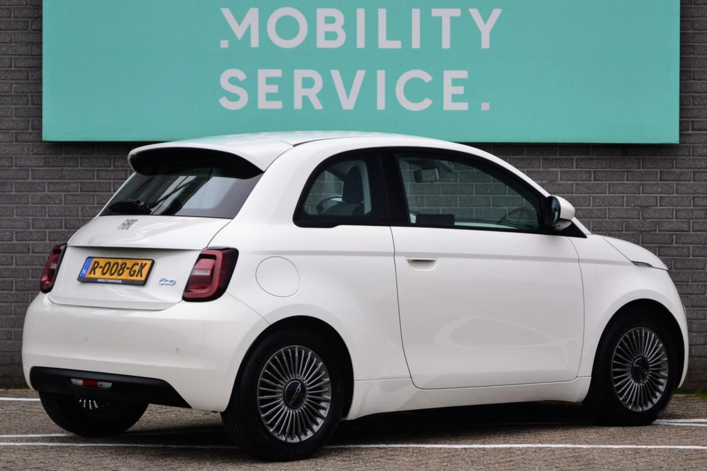 Fiat 500 (R008GK) met abonnement