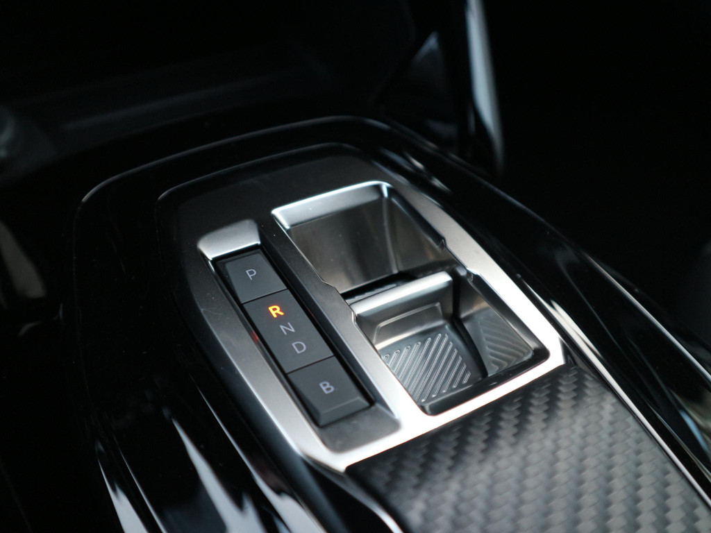 Peugeot e-2008 (S436SX) met abonnement