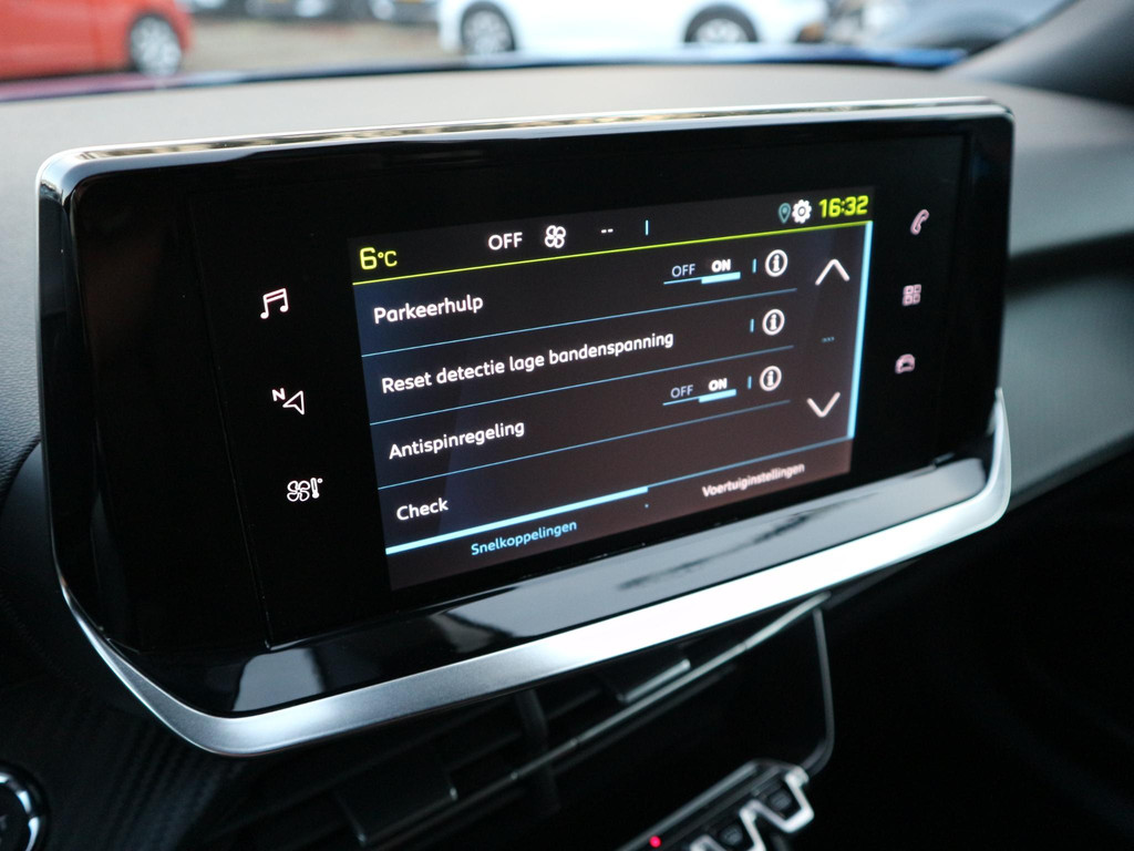 Peugeot e-2008 (S436SX) met abonnement