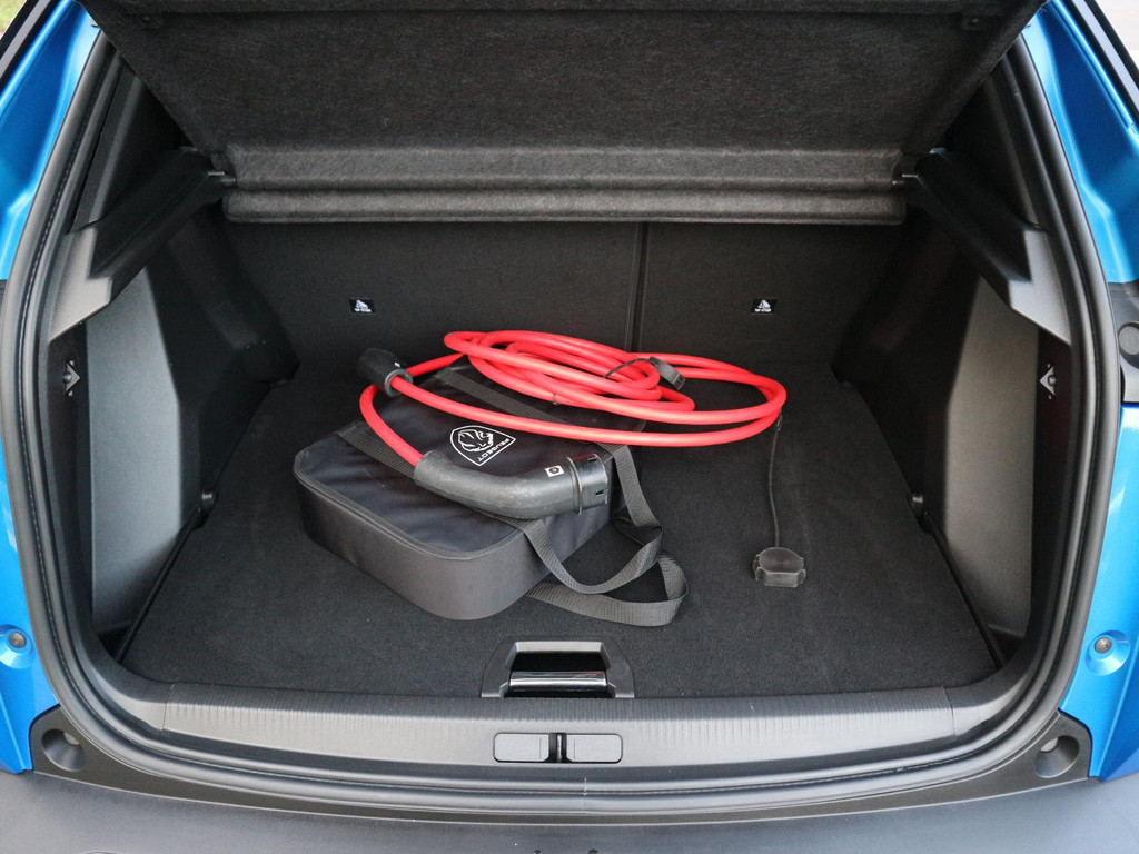 Peugeot e-2008 (S436SX) met abonnement