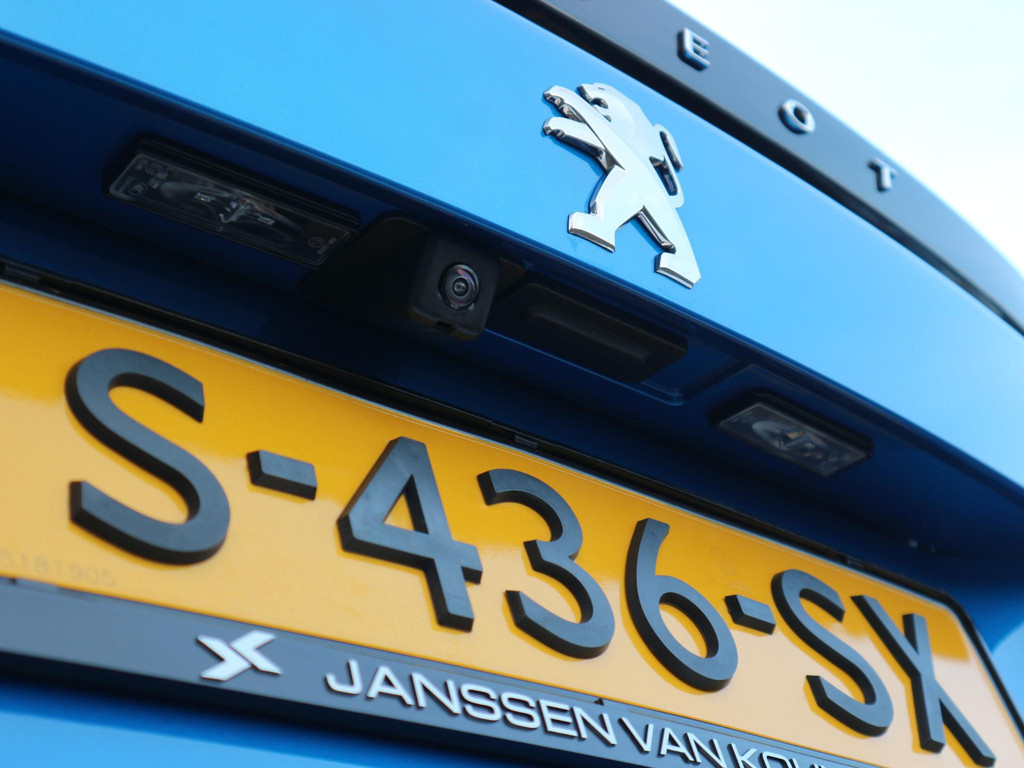 Peugeot e-2008 (S436SX) met abonnement
