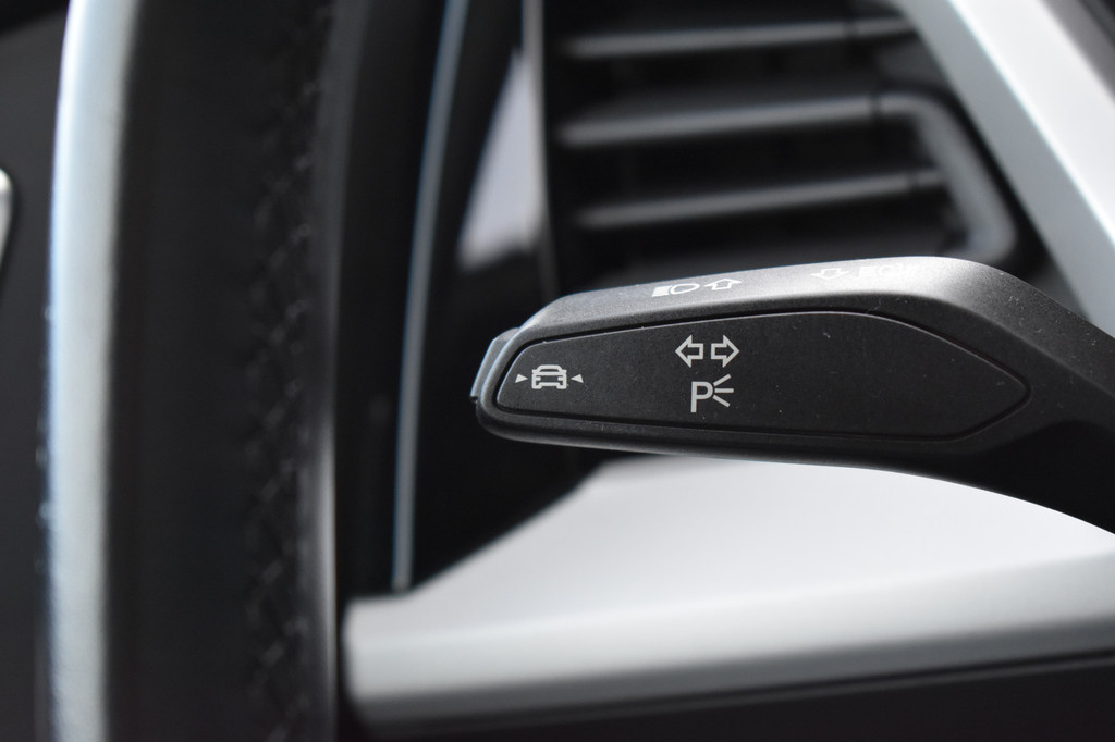 Audi Q4 e-tron (N564DZ) met abonnement