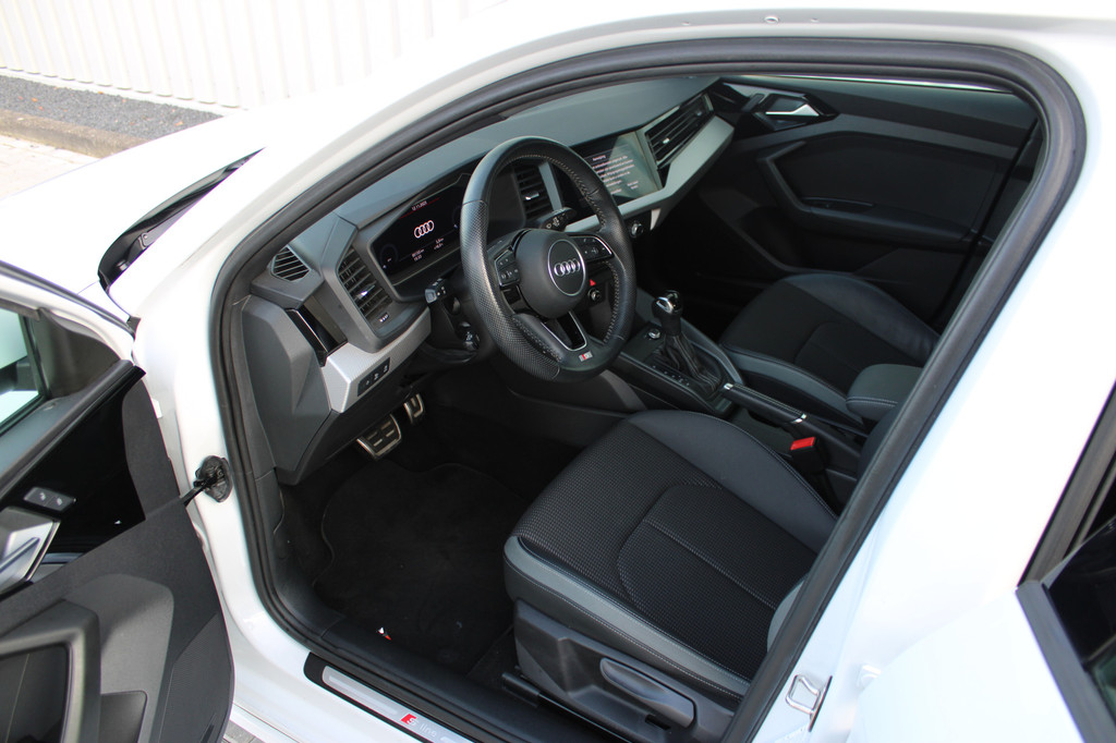 Audi A1 (J320RP) met abonnement