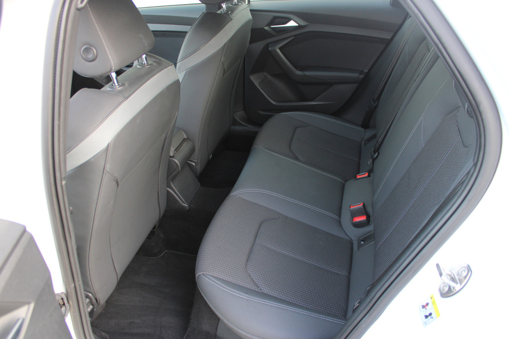 Audi A1 (J320RP) met abonnement