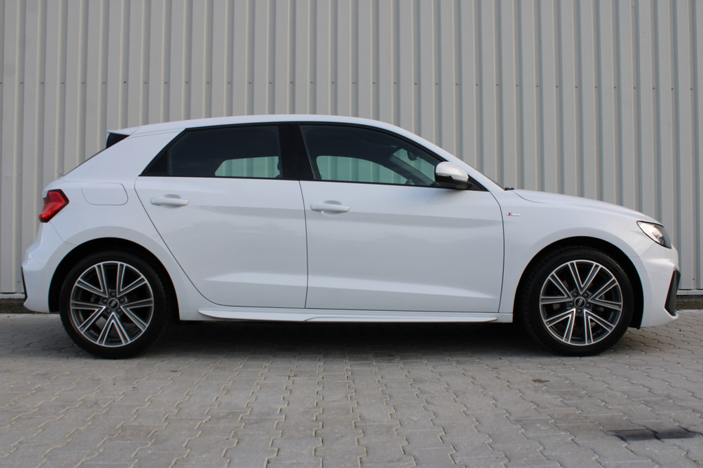 Audi A1 (J320RP) met abonnement