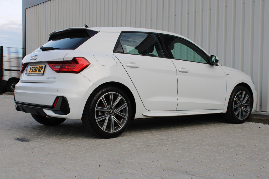 Audi A1 (J320RP) met abonnement