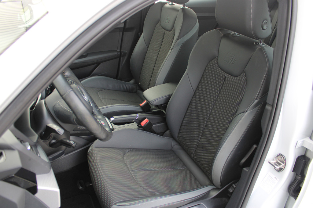 Audi A1 (J320RP) met abonnement