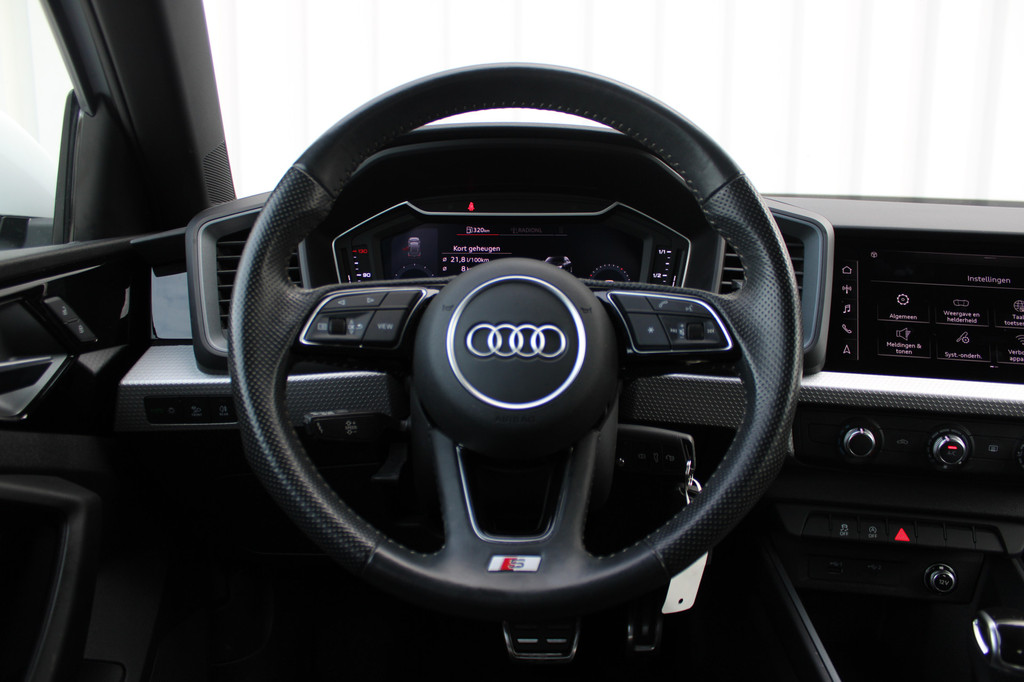 Audi A1 (J320RP) met abonnement