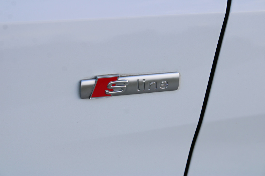 Audi A1 (J320RP) met abonnement