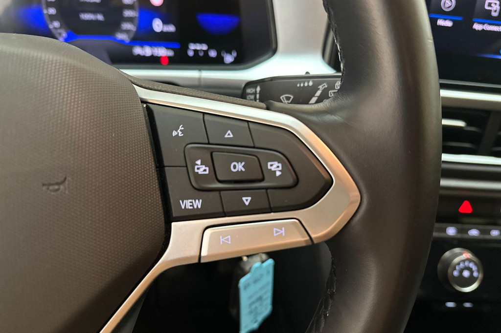 Volkswagen T-Roc (T013XB) met abonnement