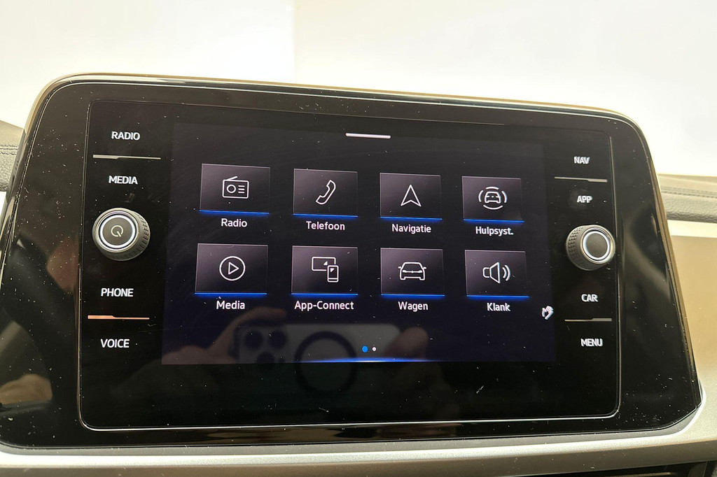 Volkswagen T-Roc (T013XB) met abonnement