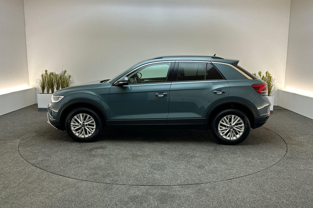 Volkswagen T-Roc (T013XB) met abonnement