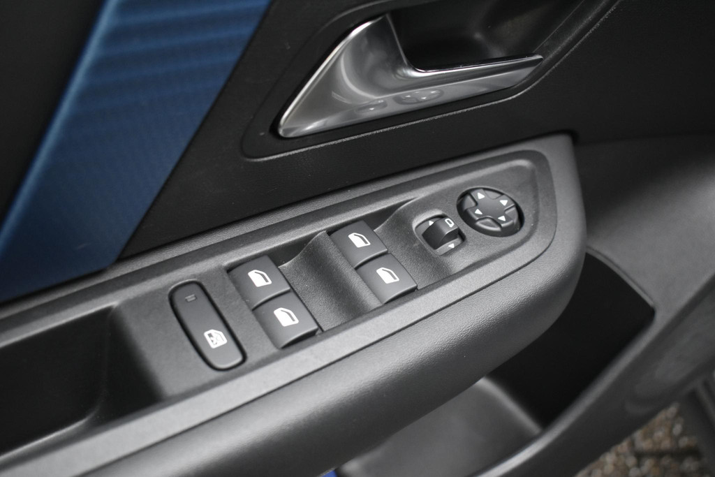 Citroën Ë-C4 (T857NX) met abonnement