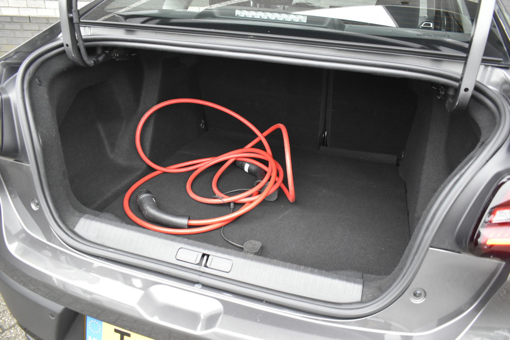 Citroën Ë-C4 (T857NX) met abonnement