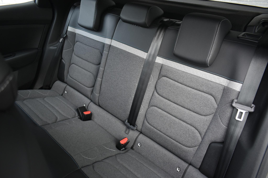 Citroën Ë-C4 (T099LZ) met abonnement