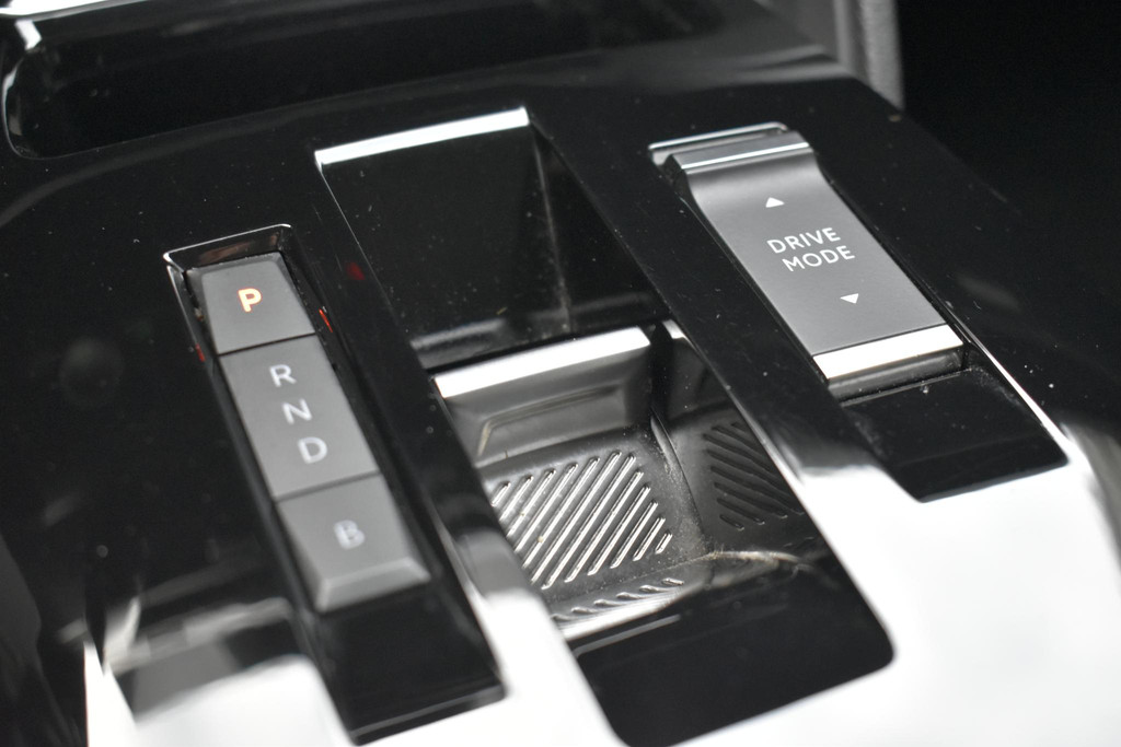 Citroën Ë-C4 (T099LZ) met abonnement