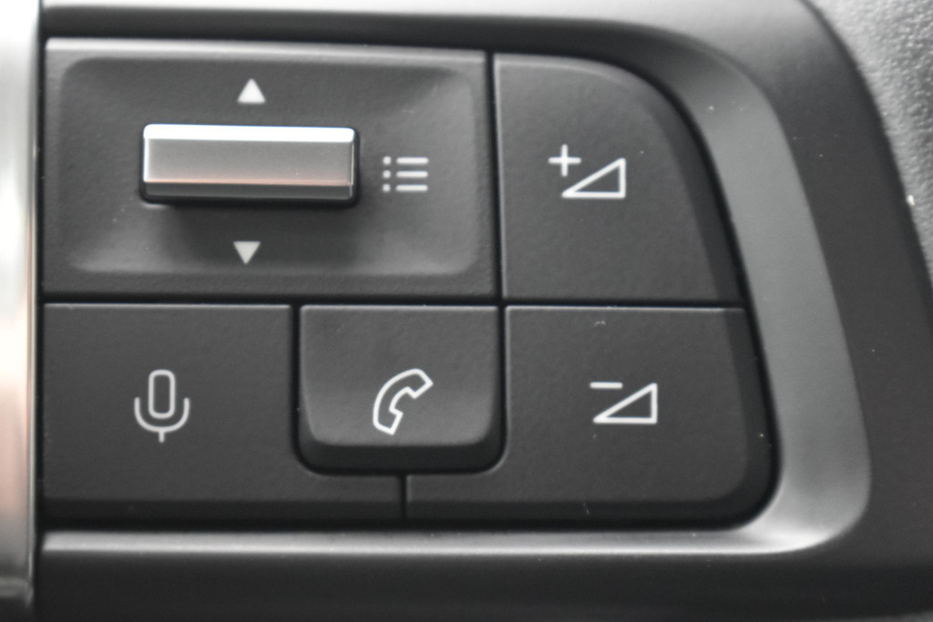 Citroën Ë-C4 (T099LZ) met abonnement