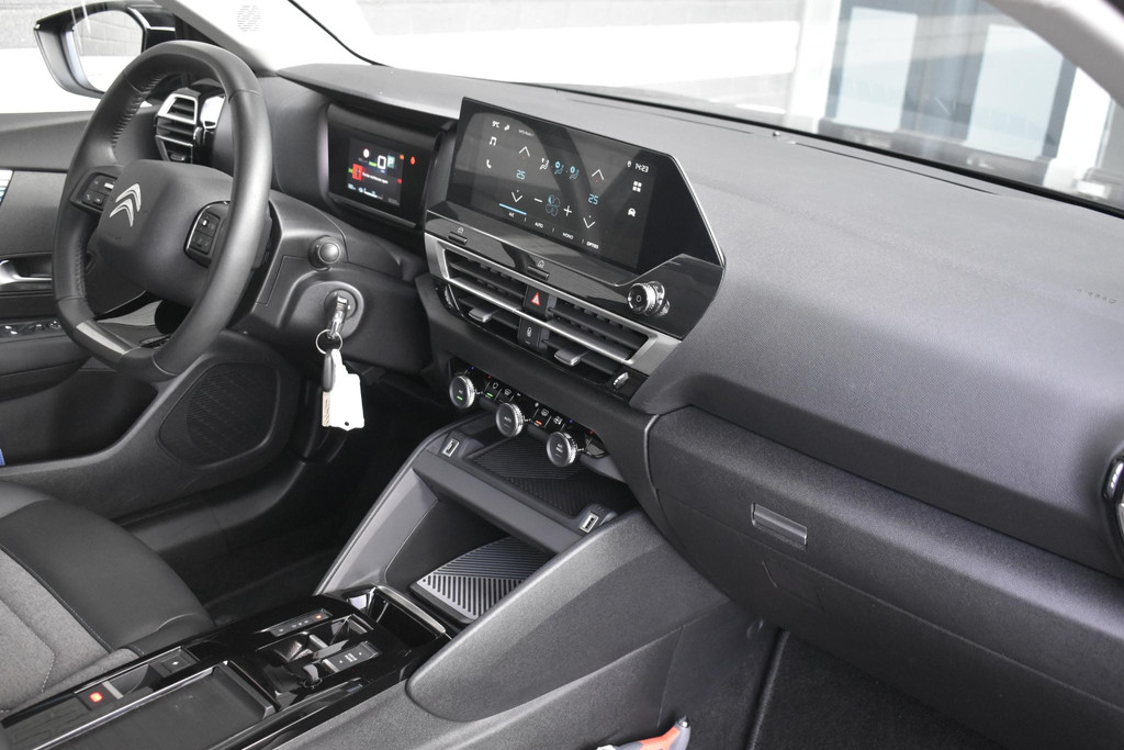 Citroën Ë-C4 (T099LZ) met abonnement