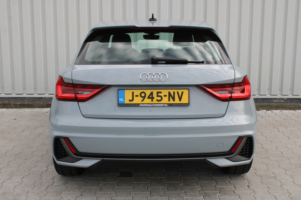 Audi A1 (J945NV) met abonnement