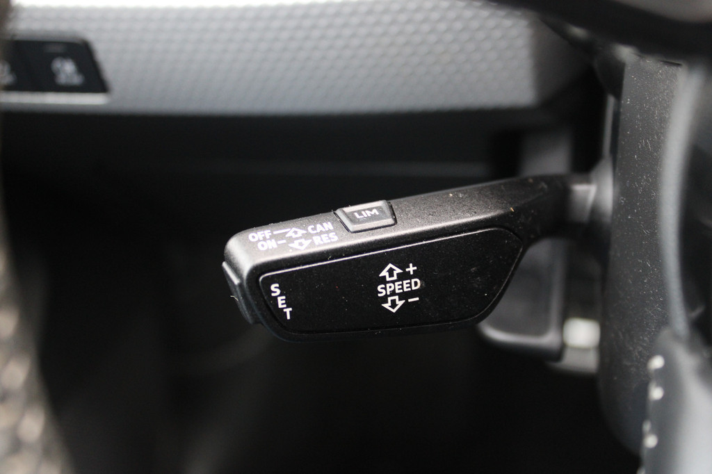 Audi A1 (J945NV) met abonnement