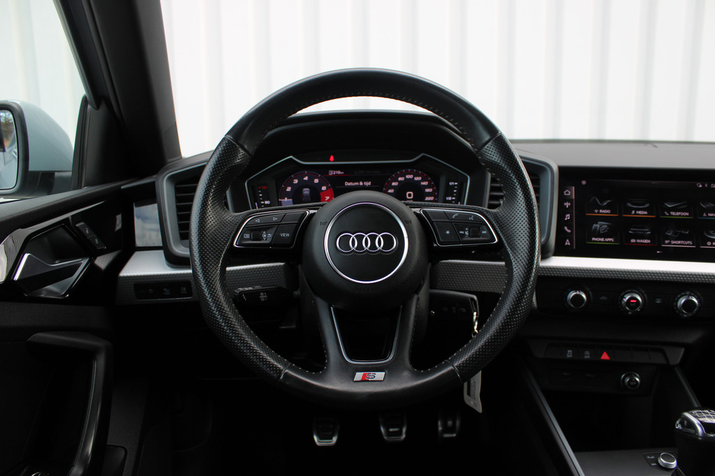 Audi A1 (J945NV) met abonnement