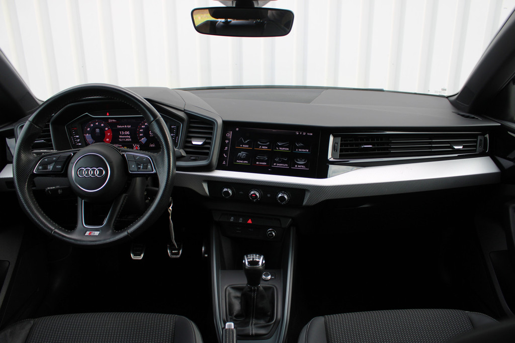 Audi A1 (J945NV) met abonnement