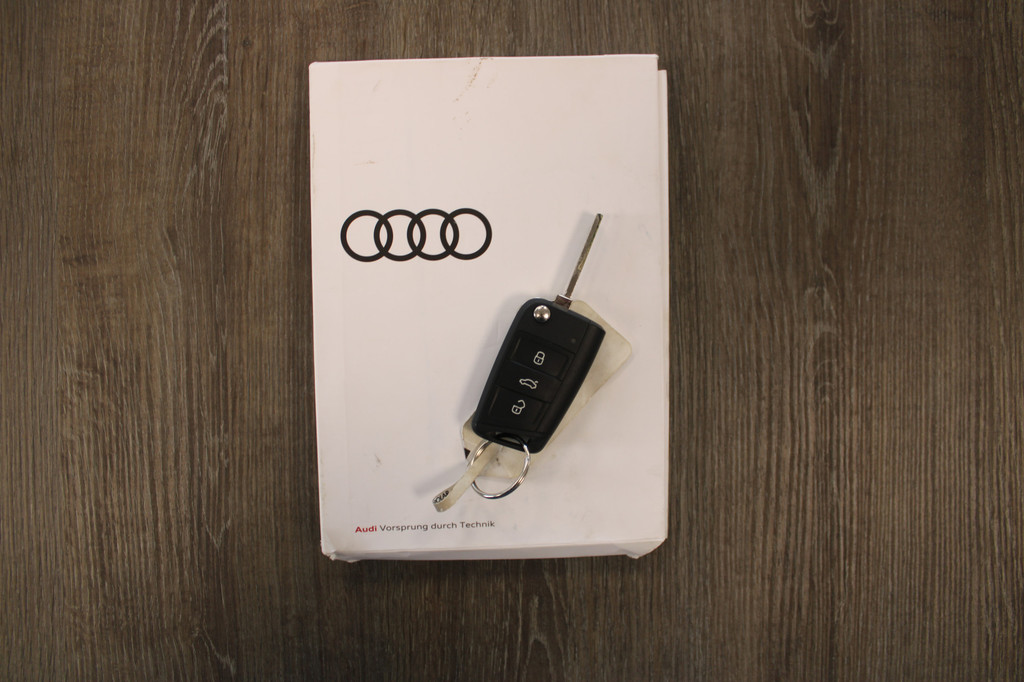 Audi A1 (J945NV) met abonnement