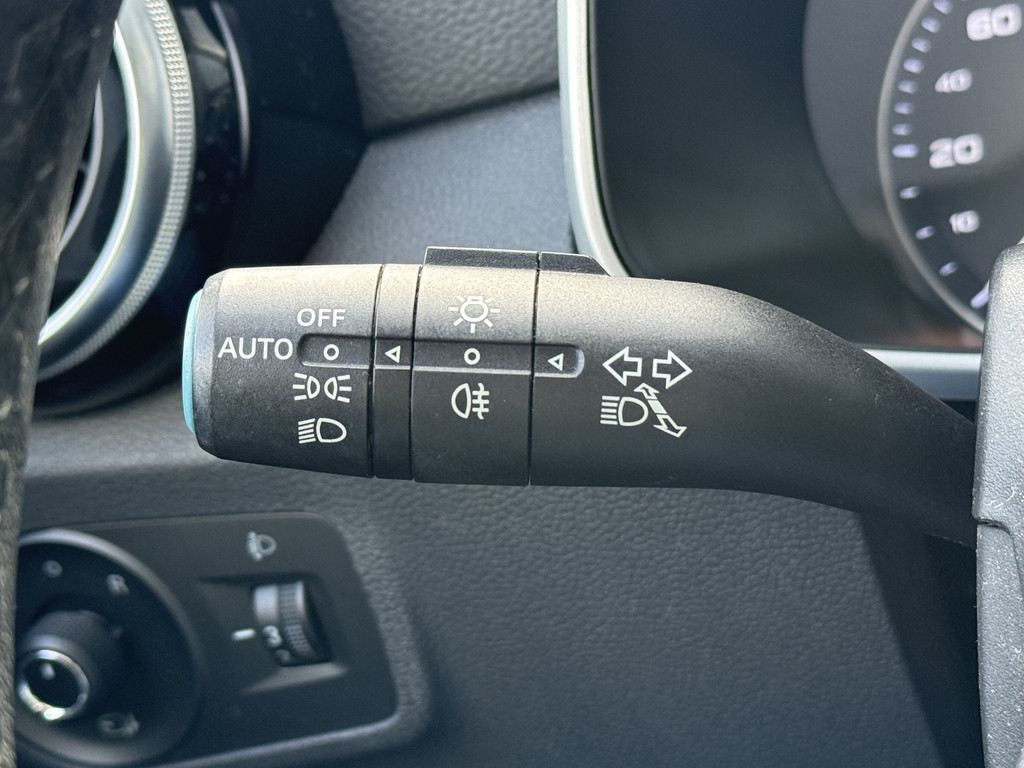 MG ZS-EV (J976LF) met abonnement