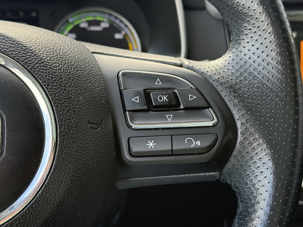 MG ZS-EV (J976LF) met abonnement