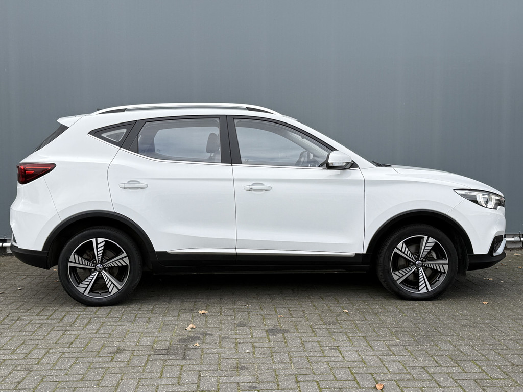 MG ZS-EV (J976LF) met abonnement
