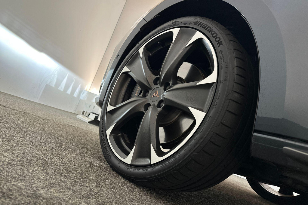 CUPRA Leon Sportstourer (JKR90K) met abonnement